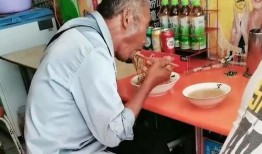 卖面的帅哥吃瓜,揭秘美食与娱乐的跨界融合