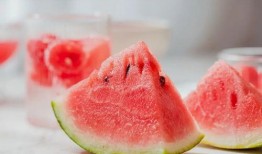 吃瓜的其他说法,揭秘“吃瓜群众”背后的网络文化现象