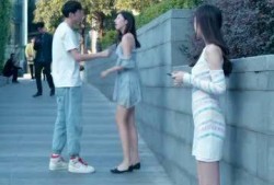 吃瓜情侣吵架图片,一场甜蜜与火花的碰撞